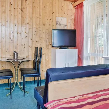 Four Bedroom Holiday In Cerny Dul