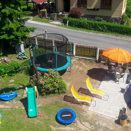 Four Bedroom Holiday In Cerny Dul Сasa de vacaciones